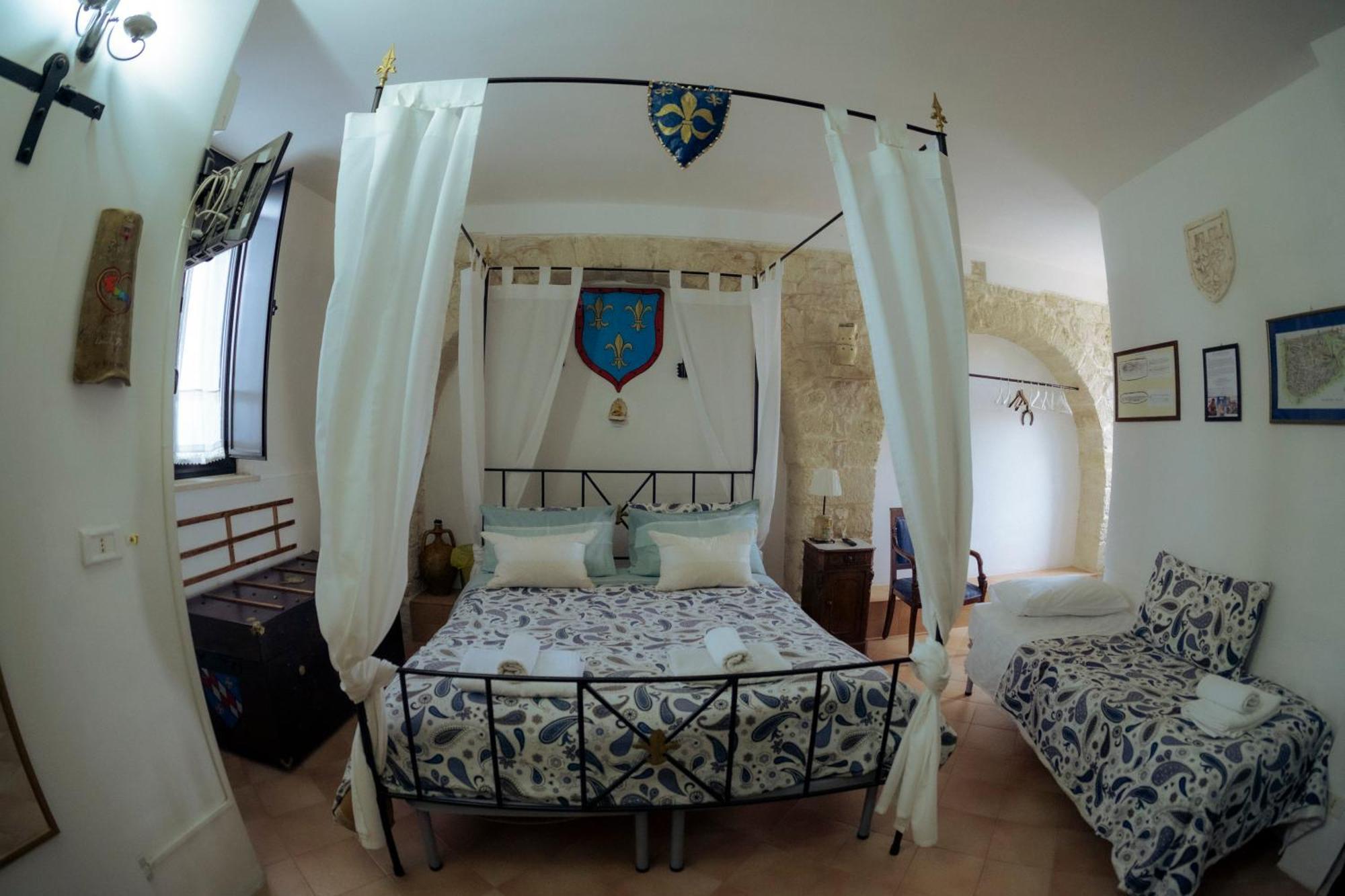 La Torre Storica Bed & Breakfast Битонто Екстериор снимка
